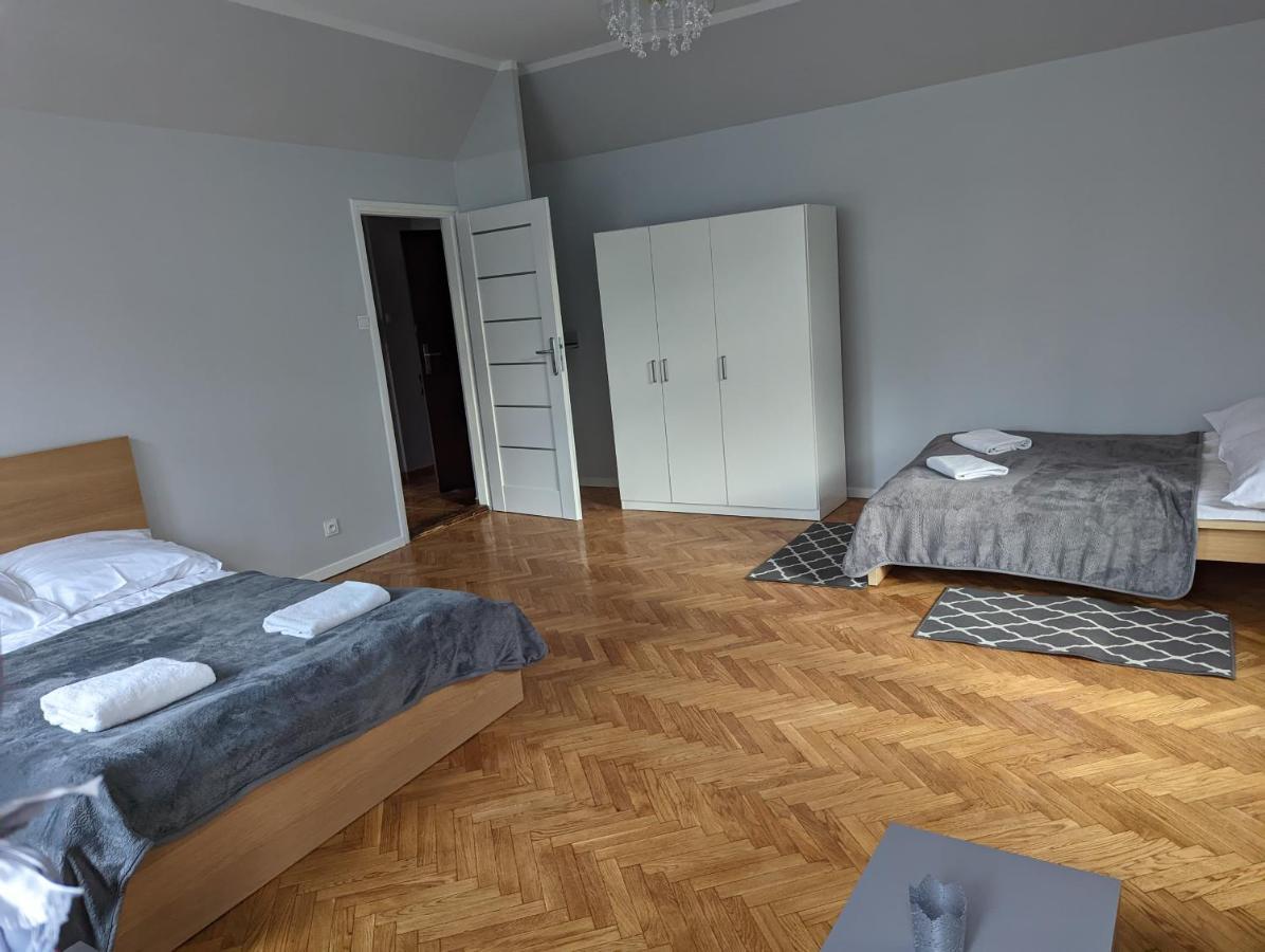 Wawel Suites Krasków Dış mekan fotoğraf
