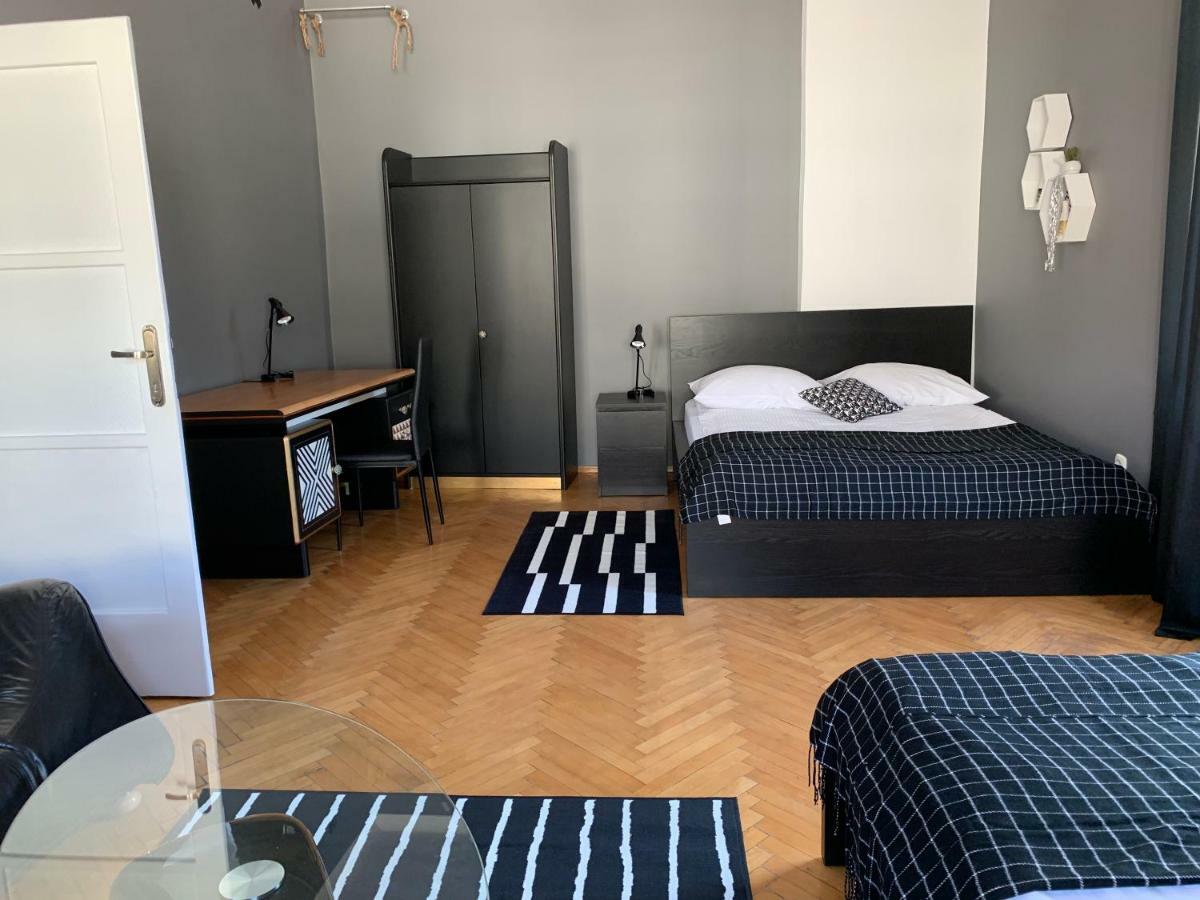 Wawel Suites Krasków Dış mekan fotoğraf
