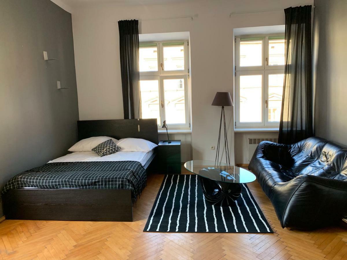 Wawel Suites Krasków Dış mekan fotoğraf